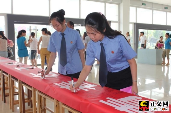 :A(y)r(nng)(w)و(chng)vM(jn)l(xing)