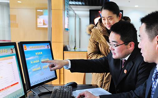 推進(jìn)司法公開讓暗箱操作沒(méi)有空間