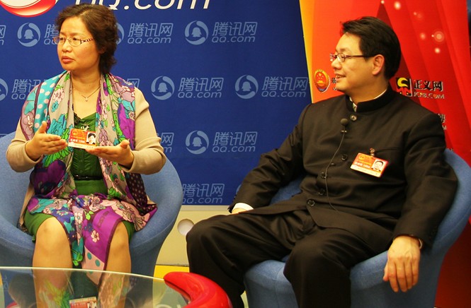 呂忠梅、葉青代表談加強(qiáng)網(wǎng)絡(luò)虛擬社會(huì)管理